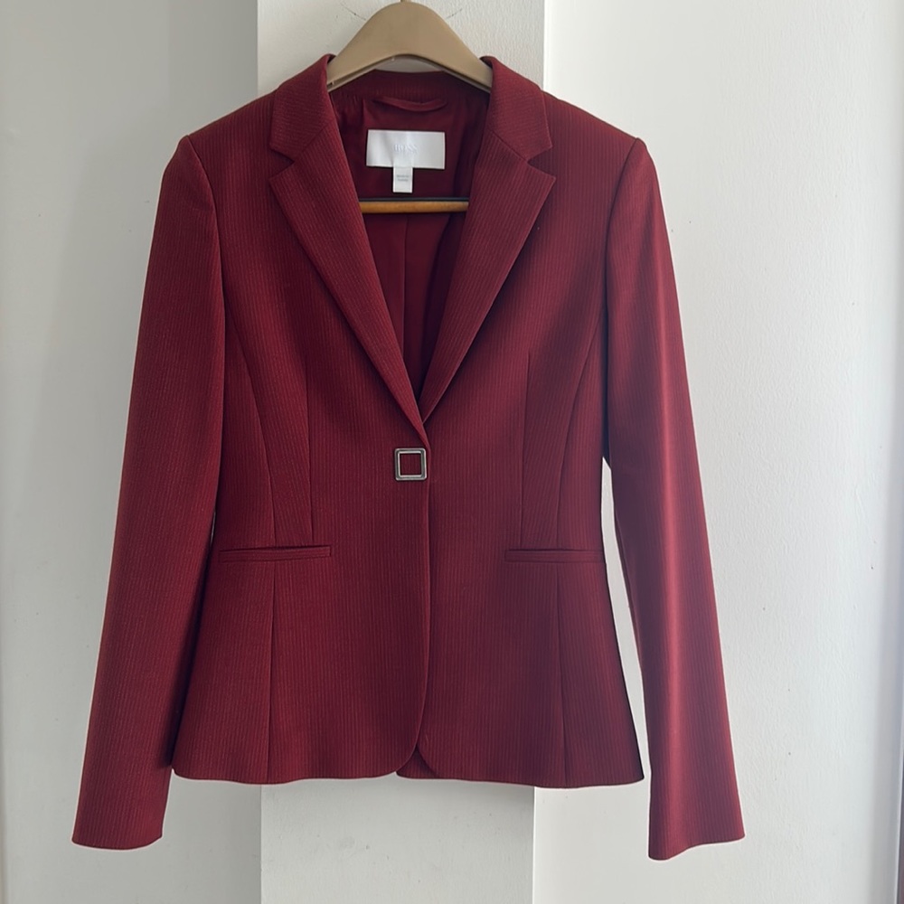 BOSS red blazer